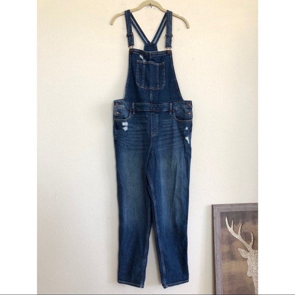 Hollister Denim - Hollister High Rise Crop Boyfriend Jean Overalls